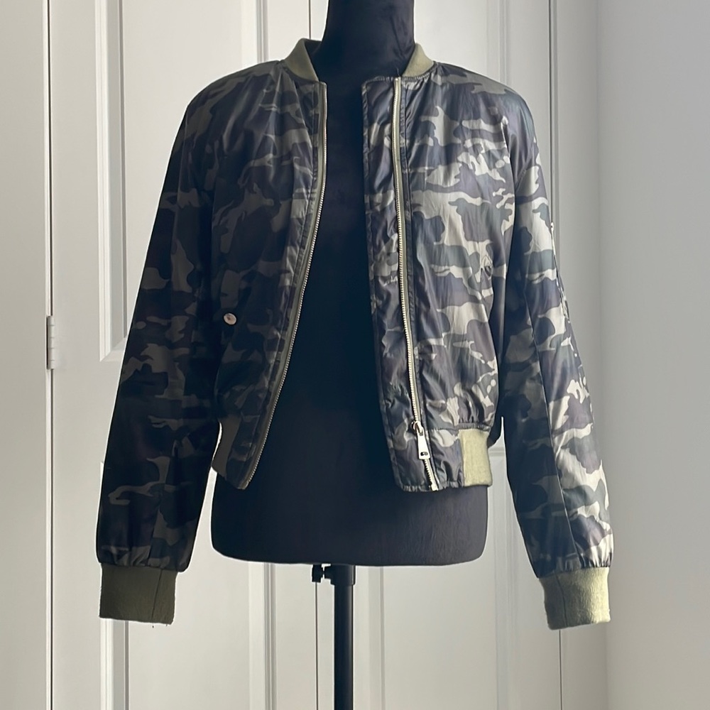 Akira- L - Bomber Jacket